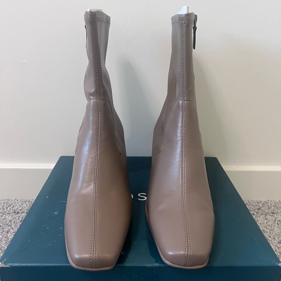 Women’s Aerosoles Cinnamon Mid Calf Boots Taupe Block Heels Side Zip US 11 - Picture 2 of 6